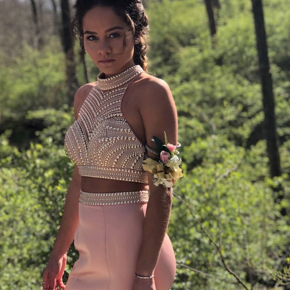 Meet your Posher, Deb - Picture 7 of 7